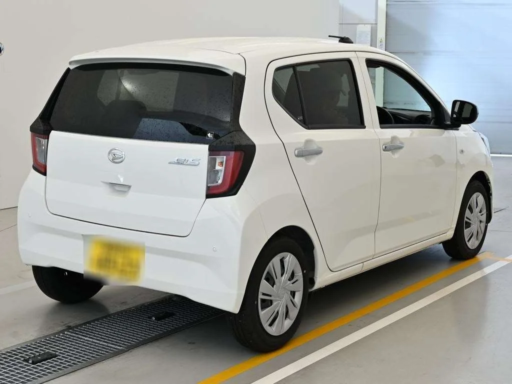 Daihatsu Mira e:S LA350S 2024